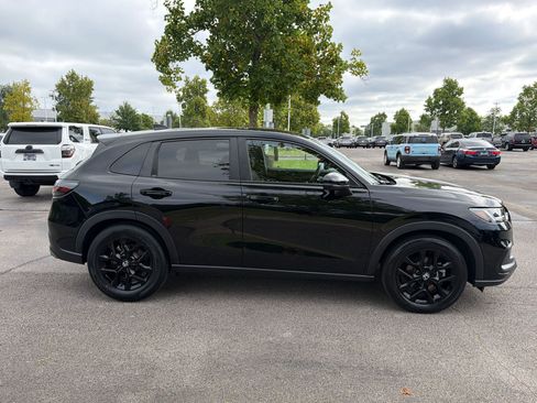 Used 2025 Honda HR-V Sport image 8