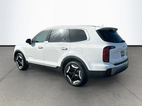 Certified 2024 Kia Telluride S w/ S Sunroof Package AWD/4WD image 5