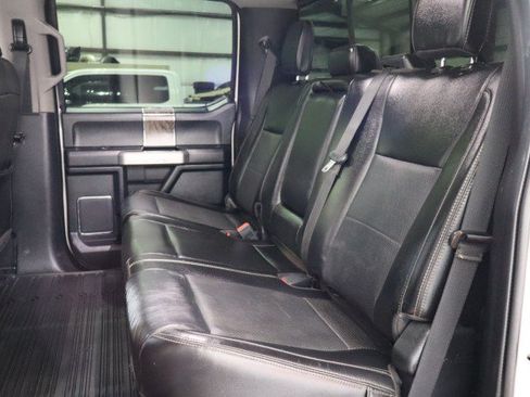 Used 2019 Ford F250 Lariat w/ Lariat Value Package AWD/4WD image 10