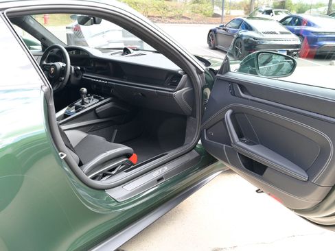 Used 2026 Porsche 911 GT3 image 38