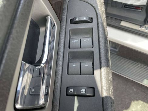 Used 2013 Ford F150 Platinum RWD image 16