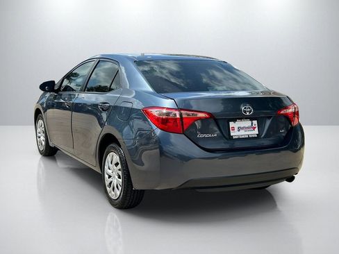 Used 2018 Toyota Corolla LE FWD image 7