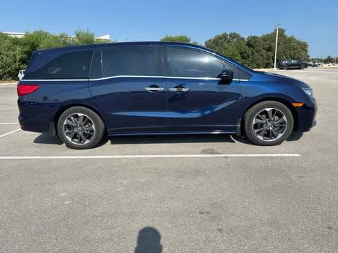Used 2022 Honda Odyssey Elite image 6
