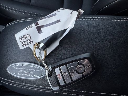 Used 2023 Ford Escape Platinum image 12