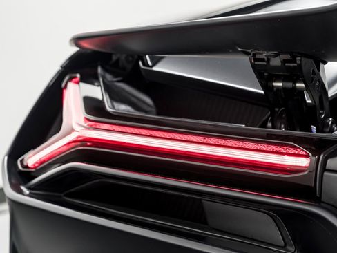 Used 2024 Lamborghini Revuelto image 52