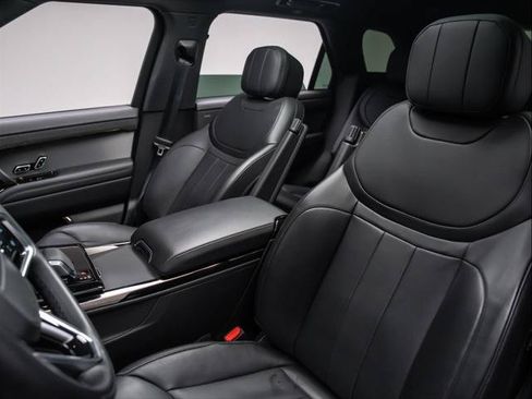 Used 2024 Land Rover Range Rover Sport SE AWD/4WD image 14