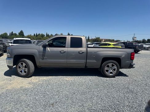 Used 2017 Chevrolet Silverado 1500 LT w/ Texas Edition RWD image 8