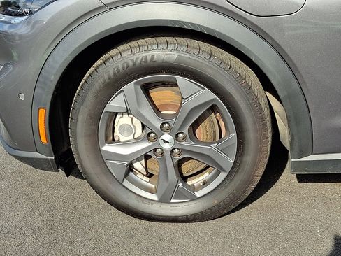 Certified 2021 Ford Mustang Mach-E Select w/ Comfort/Technology Package image 9