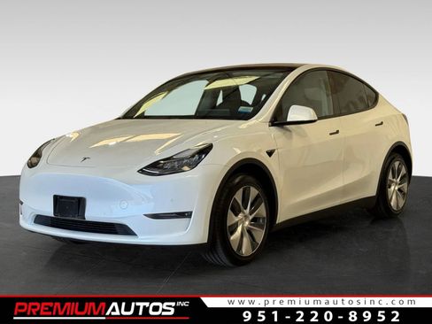 Used 2020 Tesla Model Y Long Range image 1