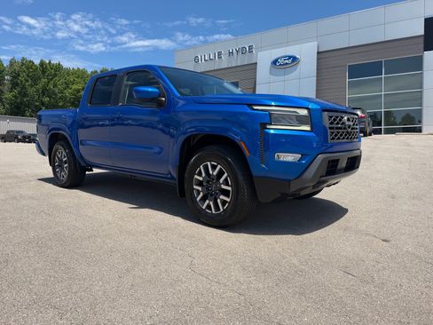 Used 2024 Nissan Frontier SL w/ Technology Package RWD image 2
