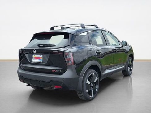 New 2026 Nissan Kicks SR w/ Cold Weather Package AWD/4WD image 3