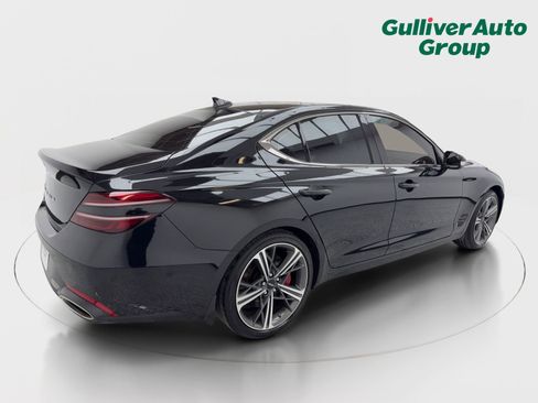 Used 2025 Genesis G70 2.5T w/ Sport Prestige Package image 9