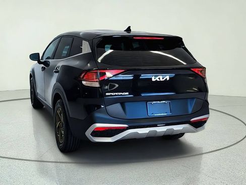 Certified 2024 Kia Sportage LX FWD image 4