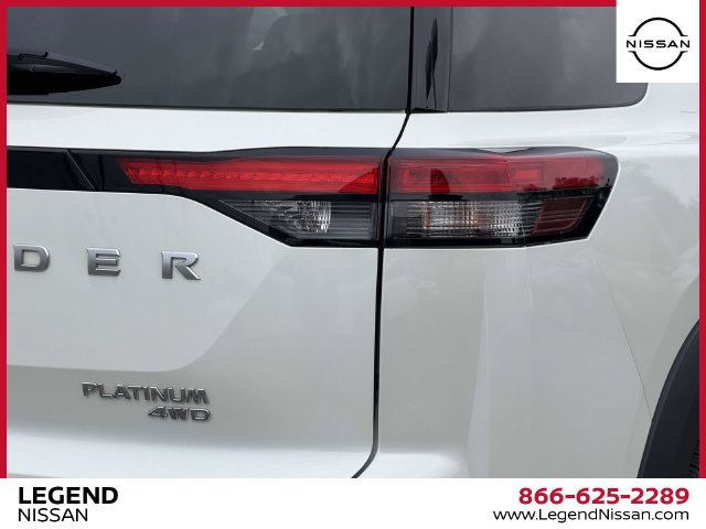 Certified 2024 Nissan Pathfinder Platinum w/ Cargo Package AWD/4WD image 12