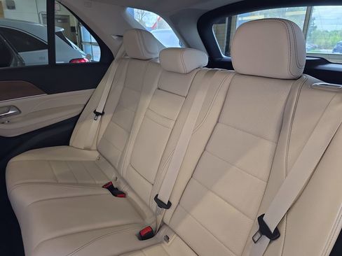 Certified 2022 Mercedes-Benz GLE 350 4MATIC image 17