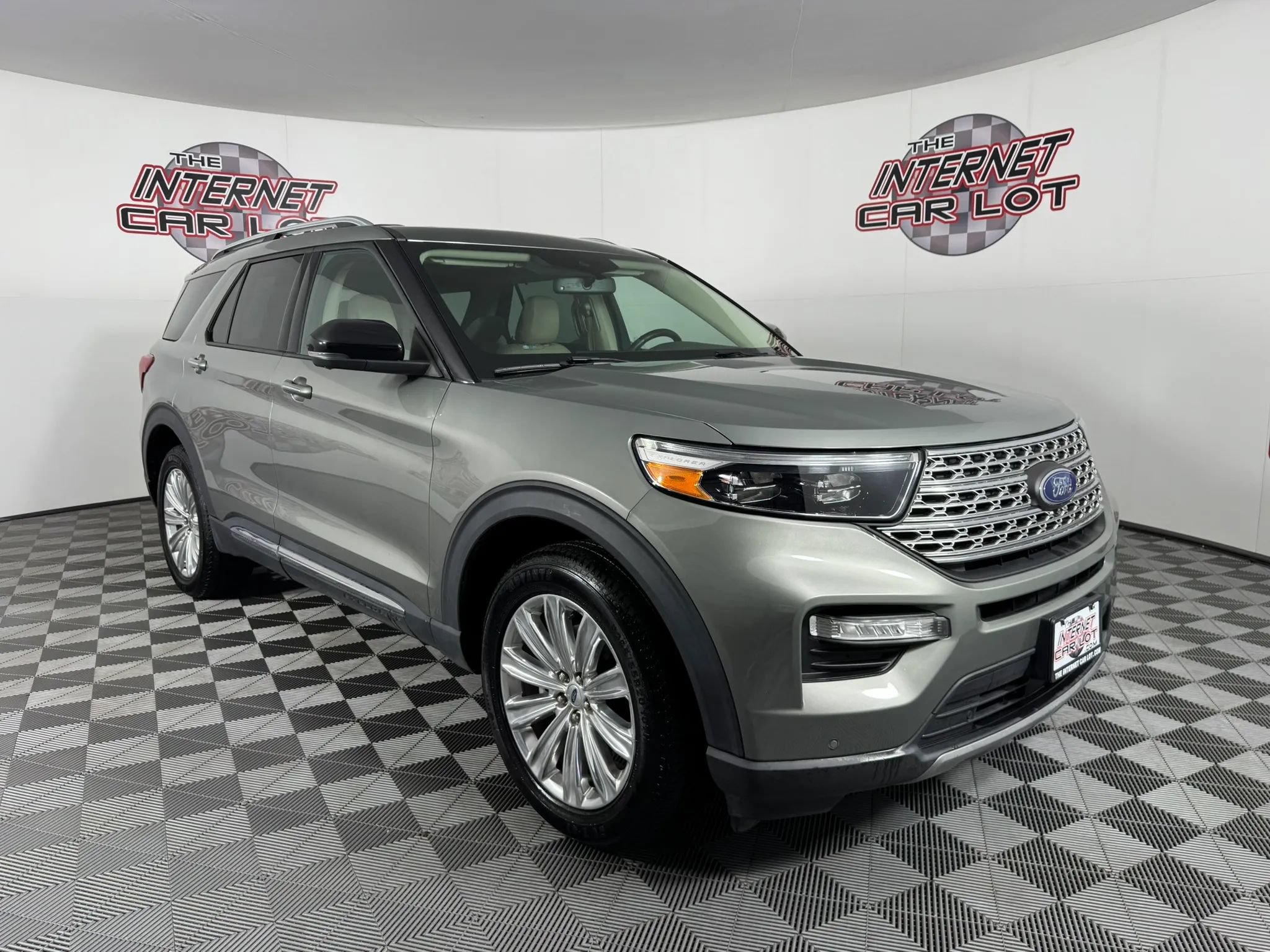 Used 2020 Ford Explorer Limited AWD/4WD image 9