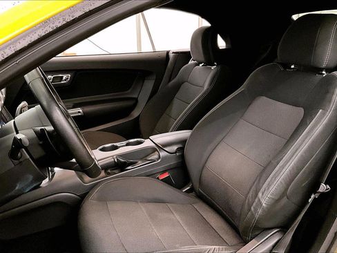 Certified 2017 Ford Mustang V6 w/ Equipment Group 051A image 24