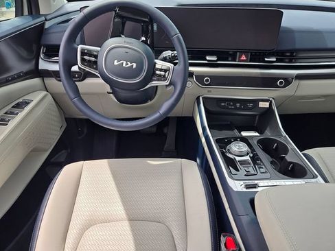 New 2026 Kia Carnival SX Prestige FWD image 8