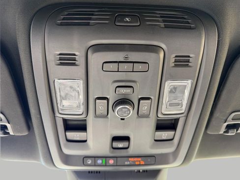 Certified 2022 Cadillac Escalade Sport AWD/4WD image 39