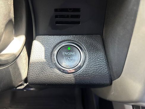 Used 2017 Ford F350 Lariat w/ Lariat Ultimate Package image 16