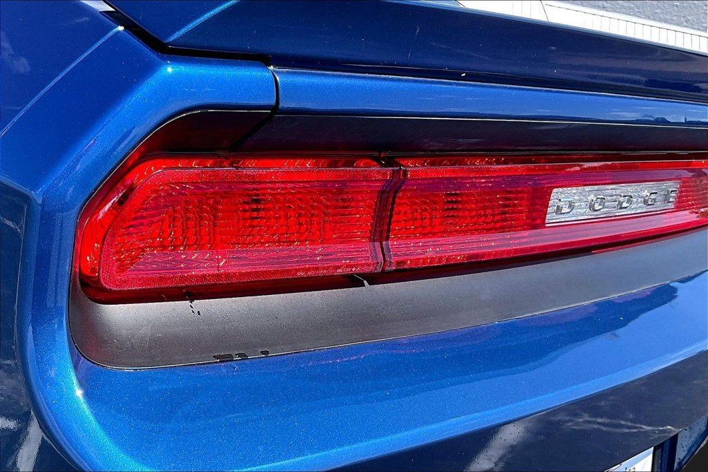 Used 2010 Dodge Challenger R/T RWD image 30