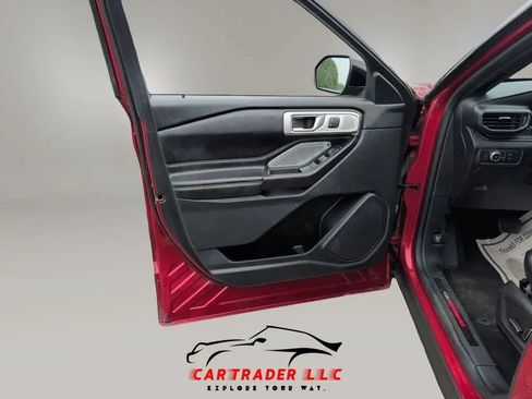 Used 2020 Ford Explorer ST w/ Premium Technology Package AWD/4WD image 13
