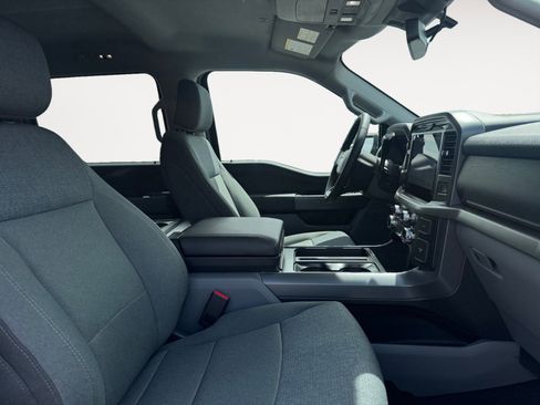 New 2025 Ford F150 XLT w/ Equipment Group 302A MID image 17