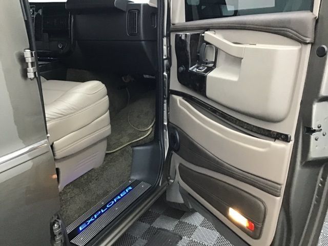 Used 2023 Chevrolet Express 2500 RWD image 39