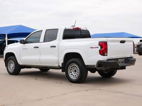 Used 2023 Chevrolet Colorado W/T AWD/4WD image 5