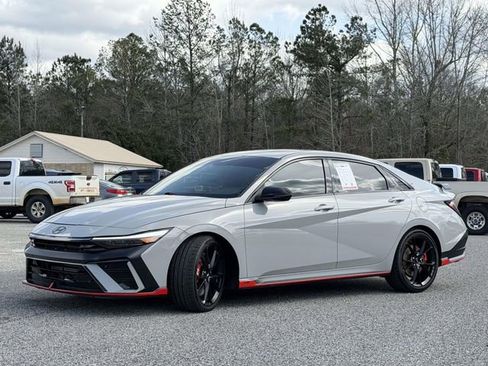 Used 2025 Hyundai Elantra N image 7