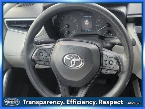 Used 2024 Toyota Corolla Cross L image 14