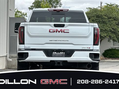 Used 2026 GMC Sierra 2500 AT4 w/ AT4 Premium Plus Package AWD/4WD image 8