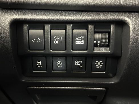 Used 2020 Subaru Forester Touring AWD/4WD image 30