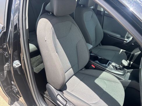 Used 2025 Kia K4 LXS image 35