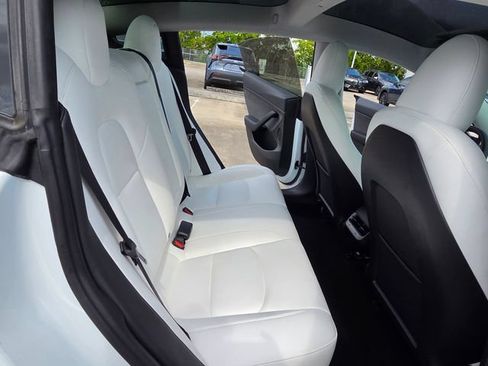 Used 2023 Tesla Model 3 Standard Range RWD image 23