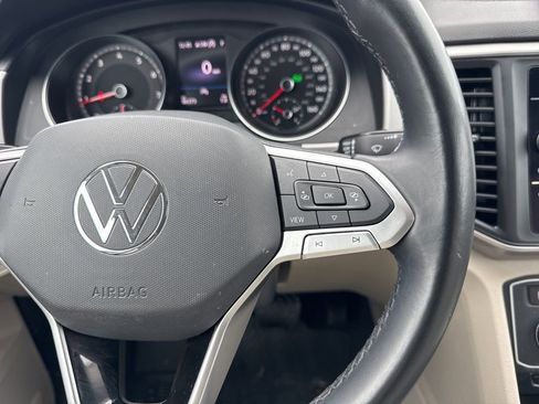 Used 2021 Volkswagen Atlas SE image 16