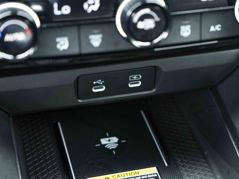 Used 2025 Honda Accord Sport image 33