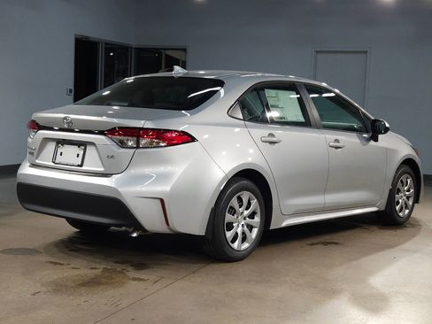 New 2026 Toyota Corolla LE image 7