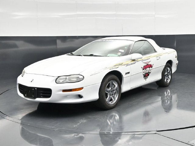 Used 1999 Chevrolet Camaro Z28 RWD image 7