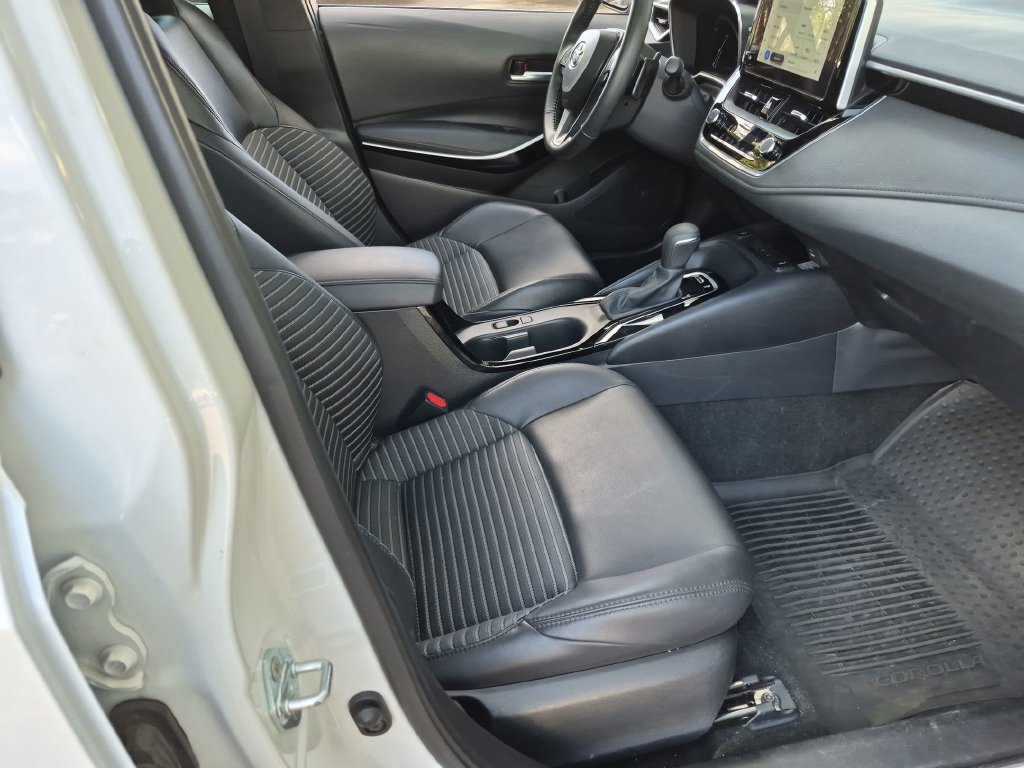 Used 2024 Toyota Corolla XSE FWD image 32