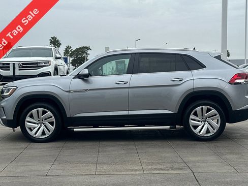 Used 2023 Volkswagen Atlas Cross Sport SE image 8