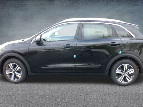 Used 2022 Kia Niro LXS image 14