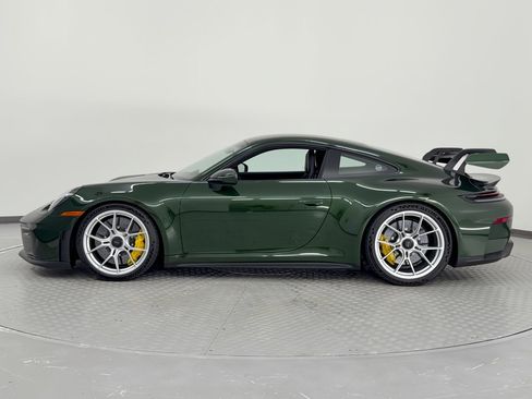 Certified 2026 Porsche 911 GT3 RWD image 2