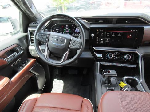 Used 2024 GMC Sierra 1500 Denali Ultimate image 14