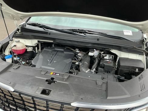 Used 2022 Kia Carnival SX Prestige image 24