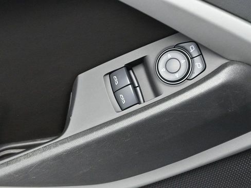 Used 2016 Chevrolet Camaro LT RWD image 11