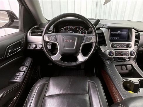 Used 2016 GMC Yukon SLT w/ Open Road Package image 5