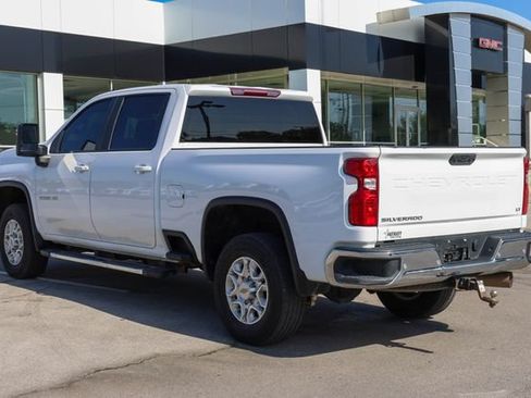 Used 2022 Chevrolet Silverado 2500 LT w/ Convenience Package AWD/4WD image 5