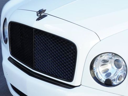 Used 2012 Bentley Mulsanne RWD image 95