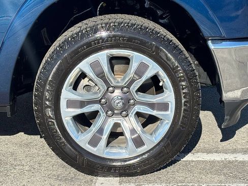 Used 2023 RAM 1500 Limited AWD/4WD image 31